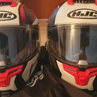 Caschi completi di interfoni