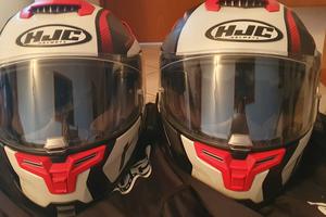 Caschi completi di interfoni