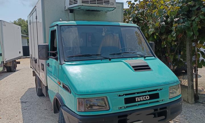  furgone Iveco daily