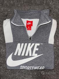 Felpa Nike Sportswear grigia e bianca con mezza zi