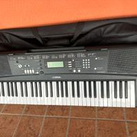 pianoforte YAMAHA Digital Keyboard EZ-220 Tastiera