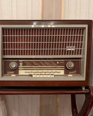Radio vintage Siemens in legno – Design retrò