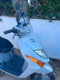 Scooter Honda Lead 100