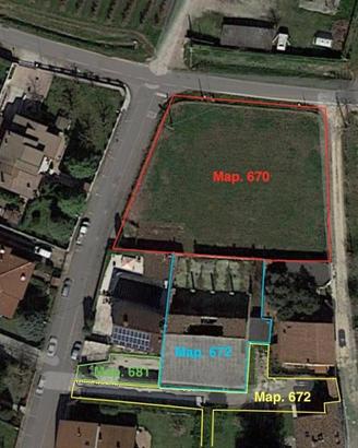 Rustico / Casale di 9000 m² con 4 locali a Zevio
