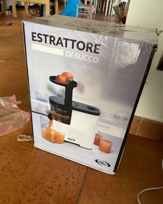 Estrattore di succo a freddo (Slow Juicer) marca E
