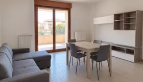 Trilocale con terrazzo in zona Stadio