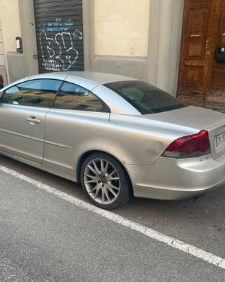 Volvo C70 2.4 D5 Momentum decappotabile anno 2008
