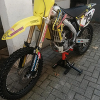 Suzuki rmz 250 4 tempi