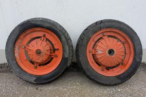 RUOTE COMPLETE VESPA 50