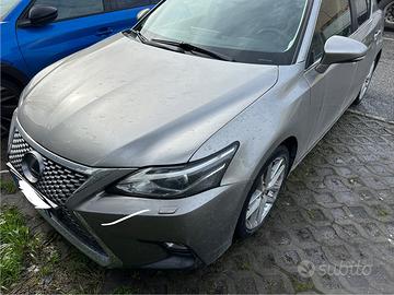 Lexus CT200h full hybrid 1.8 - 11/2017