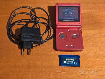 Game Boy Advance SP + Pokemon Rubino e Zaffiro