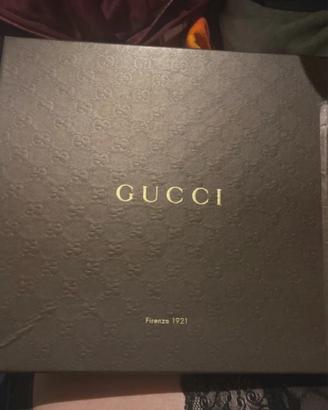 eleganti tacchi gucci in pelle