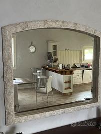 Specchio a muro con cornice effetto pietra