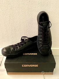 Converse All Star Chuck Taylor nere pelle 39