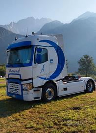 renault T 520