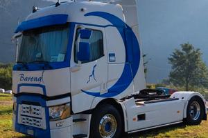 renault T 520