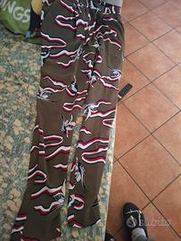 pantaloni larghi tommy