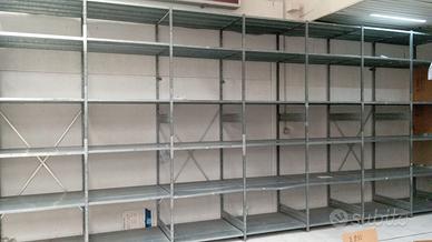 Lotto scaffali in alluminio da negozio/magazzino