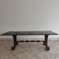 tavolino in ferro battuto e ripiano in vetro 