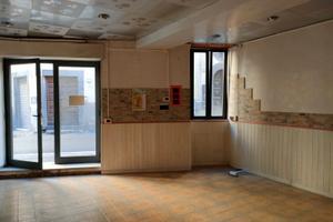 Negozio adiacente a Piazza xx settembre