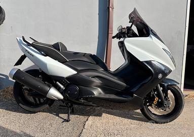 Yamaha T Max