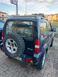 suzuki jimny 4x4
