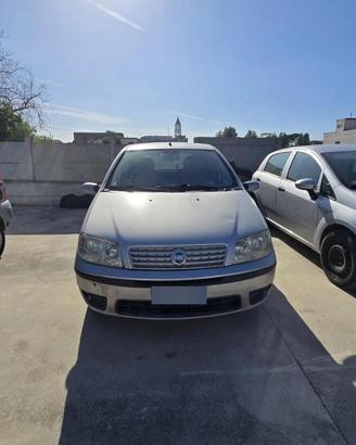 Fiat punto  anche per neopatentati