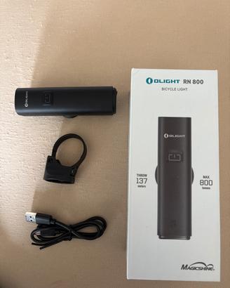 Luce anteriore OLIGHT RN 800 (800 Lumen)