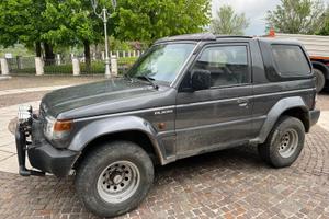 Mitsubishi Pajero v20 cabrio