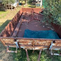 Rimorchio carrello agricolo