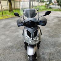 Aprilia sportcity 125 