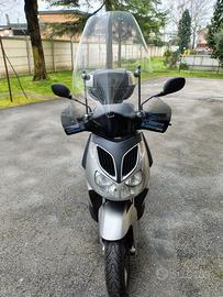 Aprilia sportcity 125 