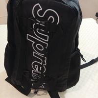 Zaino nero Supreme 