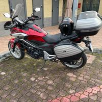 Honda nc750x 2016