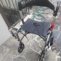Deambulatore pieghevole