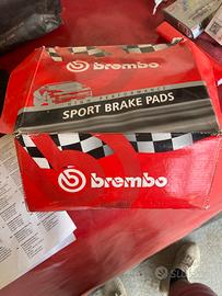 Brembo kit pastiglie anteriori+coprimozzi fiat