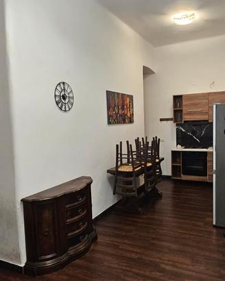 Foce 2 camere da letto arredato e ristrutturato
