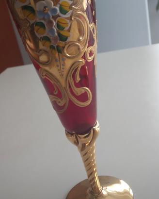 bicchieri e coppe in vetro di murano