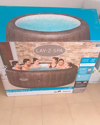 Piscina idromassaggio
