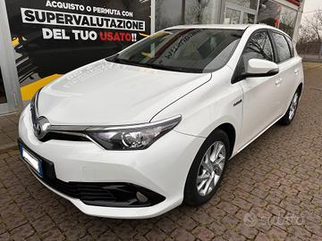 Toyota Auris 1.8 Hybrid Lounge