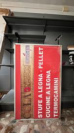 Insegna luminosa bifacciale