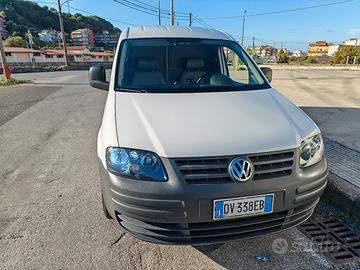 Caddy van Maxi 1.9 TDI con Dsg 6 marce