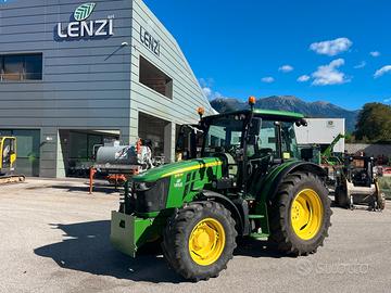 TRATTORE JOHN DEERE 5115M