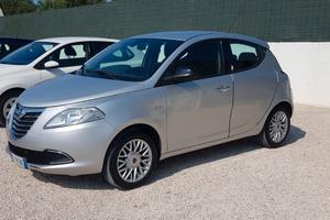 Lancia ypsilon 1.3 mtj