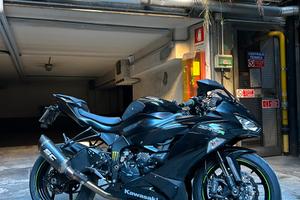 Kawasaki ninja 636 zx6-r