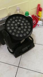 luci da serate Dee Jay. 