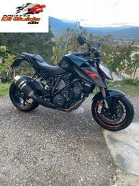 KTM 1290 SUPER DUKE R 2017