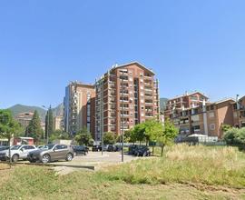Appartamento con due garage a Terni