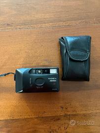 Macchina fotografica Yascica Minitec