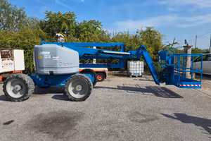 Piattaforma aerea  semovente Genie Z45-25j diesel